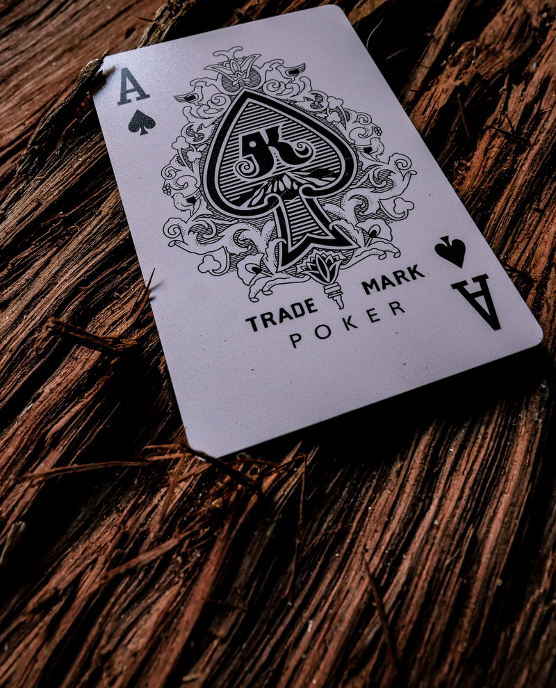 script, playing, western script, art and craft, playing card collection category, human representation, playing card, magic cards, novelty playing cards
