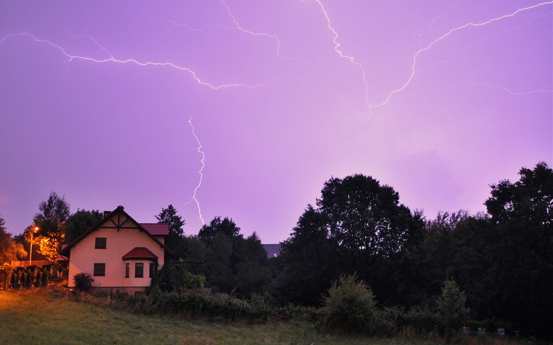 lightning, house, no people, beauty in nature, cloud - sky, power, danger, elements, environment, plant, nature, storm, tree, category, dark, architecture