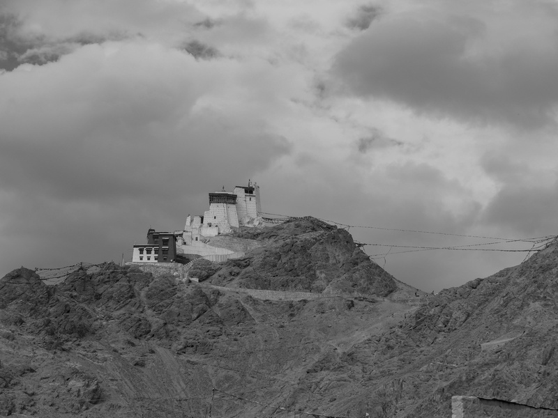 building exterior, india, weather, no people, 5K, sea, building, non-urban scene, scenery, architecture, ruins, history, beauty in nature, nature, travel