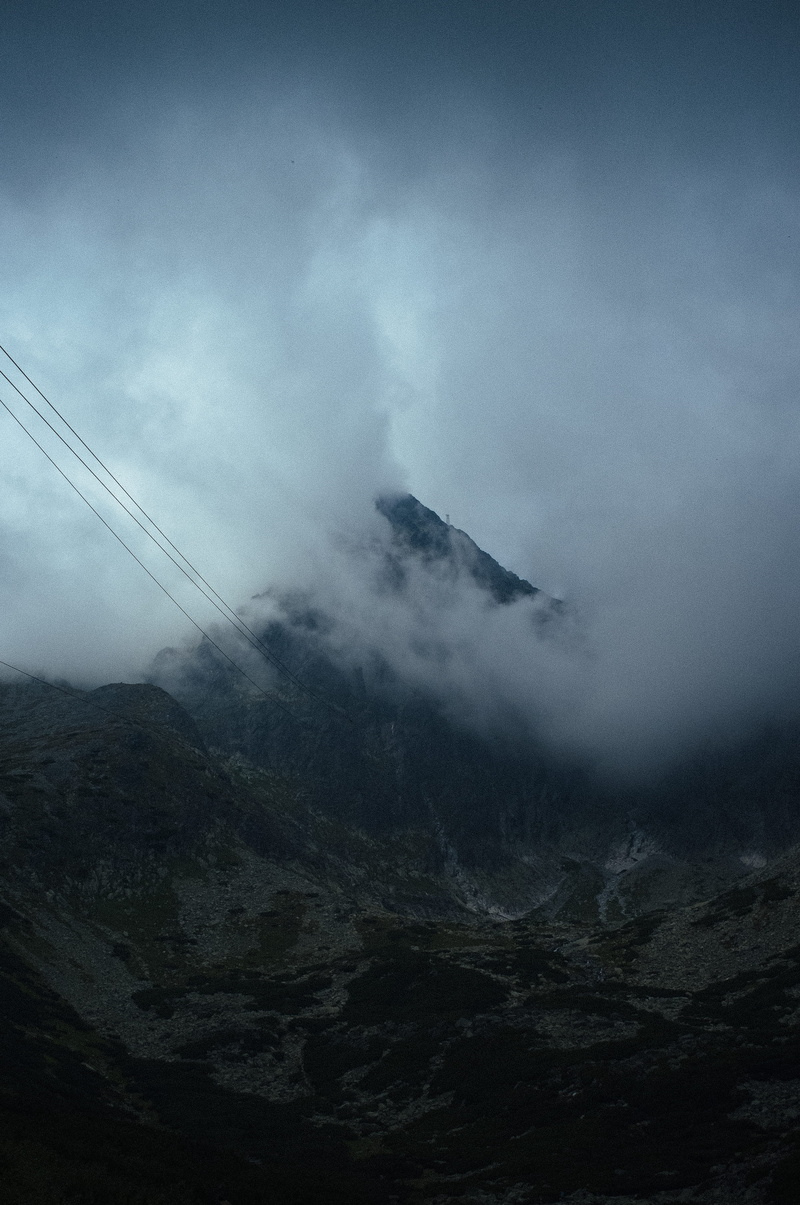 nature, 2K, white, fog, mountain peak, covered, cable car, transportation, idyllic, formation, clouds, beauty in nature, mountain range, scenics - nature