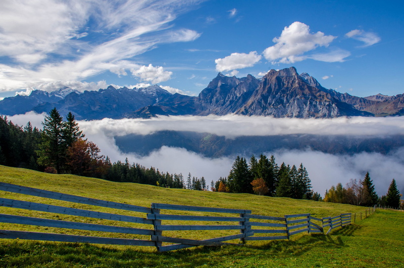 Uri Alps, Brunnistock, Alps, the fence, clouds, Uri-Rotstock, meadow, 1080P, Switzerland, mountains