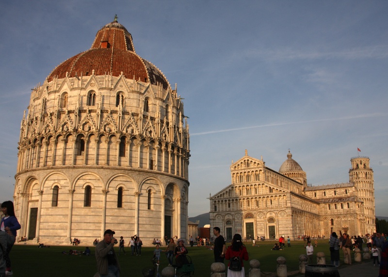 travel destinations, real people, built structure, spirituality, evening sun, group of people, the past, building exterior, dom, architecture, roman, italy