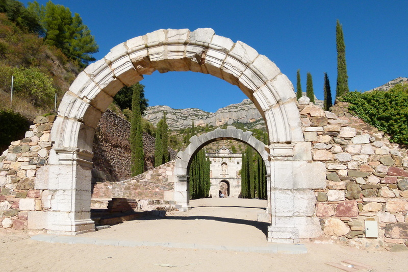 history, architecture, ruins, no people, catalunya, old, solid, arch, priorat, travel destinations, blue, ancient, building exterior, clear sky, sunlight