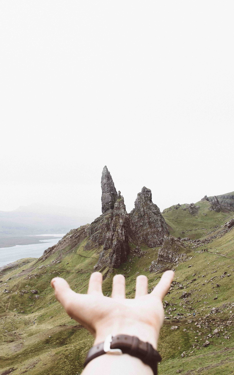 sea, clear sky, one person, reach, boulders, grey, 5K, body part, towards, copy space, human body part, finger, nature, outdoors, sky, pointing, jutting rock