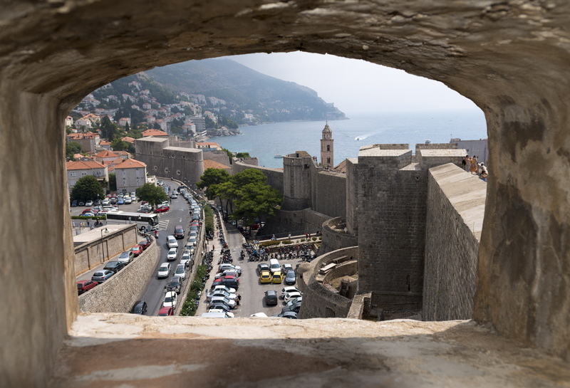 travel, transportation, travel destinations, architecture, croatia, lookout, wall, the past, 5K, arch, built structure, incidental people, nature, dubrovnik