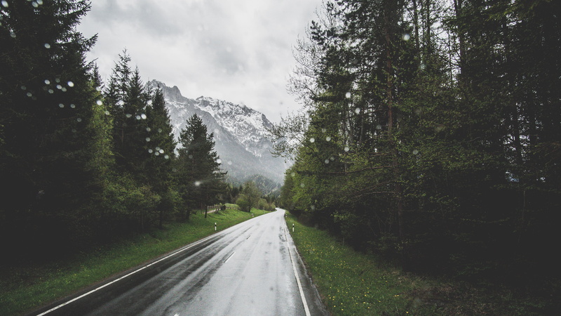 snow, nature, sky, mountain, tree, cloudy, coniferous tree, diminishing perspective, non-urban scene, 5K, plant, the way forward, travel, scenics - nature
