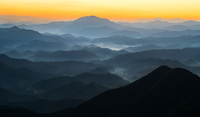 mountains, backgrounds, sunlight, fog, no people, scenics - nature, sunset, tranquility, mist, 720P, morning, mountain, South Korea, majestic, mountain ridge