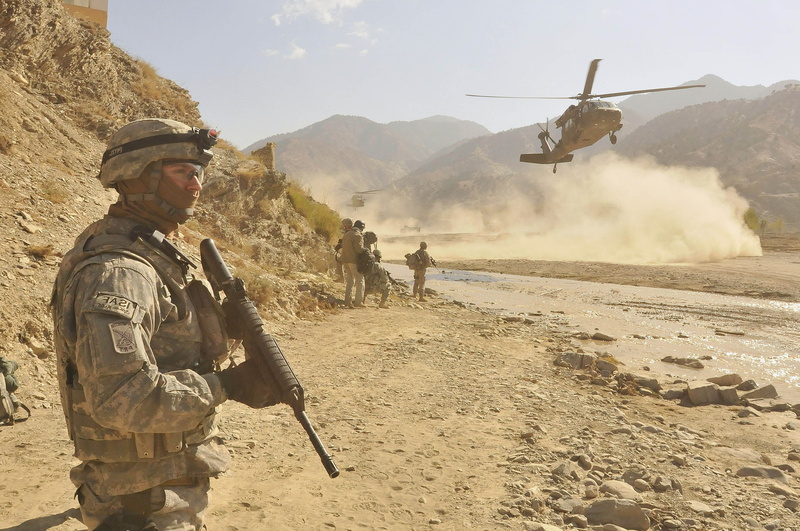 army, 4K, ISAF, Desert, Sikorsky UH 60 Black Hawk