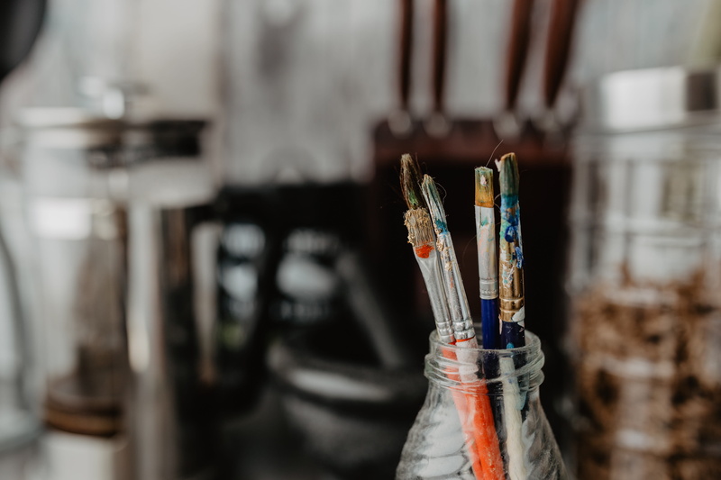 artist, container, art and craft, brush, painter, brushes, craft, painting, selective focus, multi colored, art supply, art and craft equipment, art, paintbrush