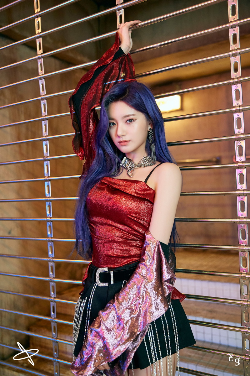 Wang Yiren, EVERGLOW, K-pop, 2K