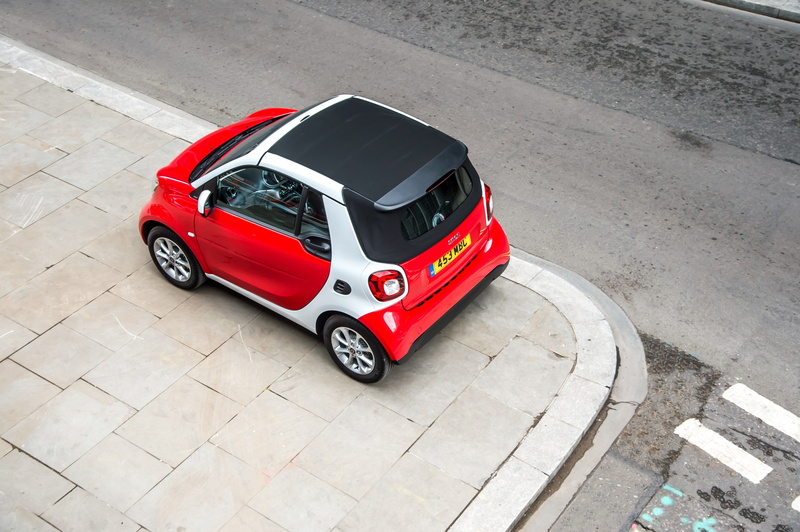 land vehicle, day, transportation, car, driving, protection, safety, high angle view, cabriolet, travel, motion, Smart fortwo passion cabrio, toy, motor vehicle