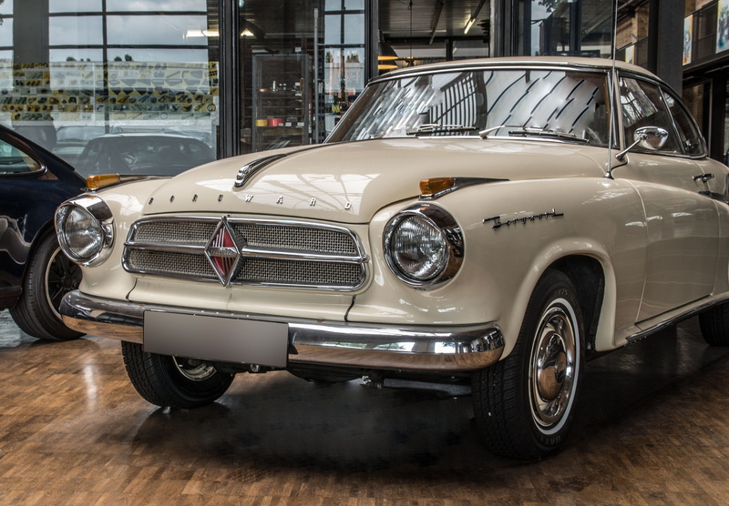 city, retro styled, dream car, classic, coupe, chrome, auto, silver colored, car, vintage car, luxury, isabella, reflection, borgward, elegant, day, wealth