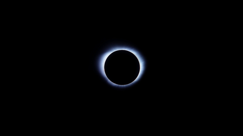 shape, black background, eclipse, dark, outdoors, solar, sun, moon, sky, nature, beauty in nature, geometric shape, angle, no people, natural phenomenon