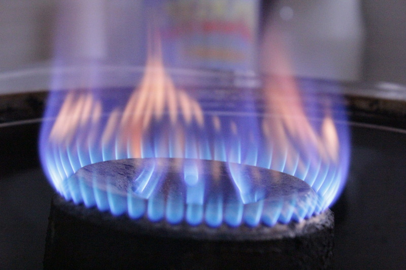 fire, hot, gas, indoors, close-up, fuel and power generation, household equipment, selective focus, cooking, burner, heat - temperature, burning, fossil fuel