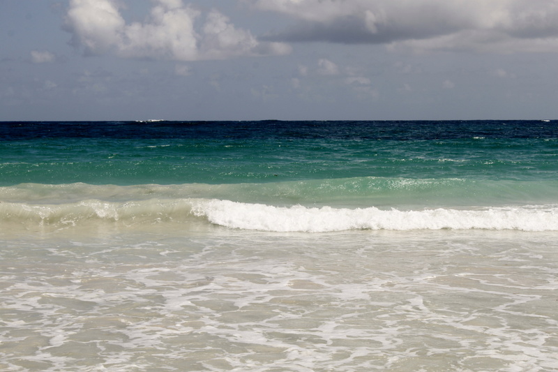 tranquil scene, land, beach, sport, sand, 4K, tranquility, horizon over water, scenics - nature, surfing, wave, motion, idyllic, beauty in nature, cloud - sky