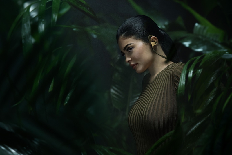 young adult, 2K, contemplation, beauty, looking, beautiful woman, leaf, green color, tree, looking away, waist up, plant part, plant, hairstyle, women
