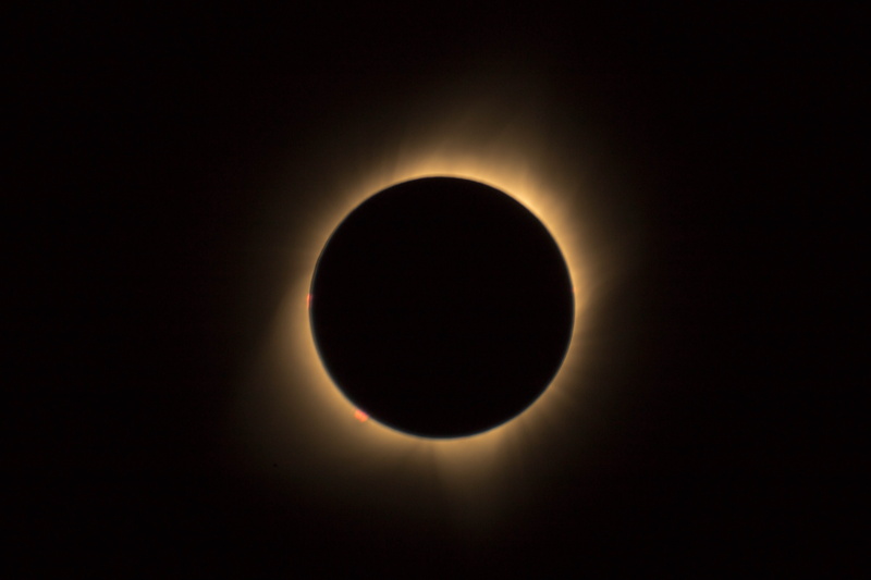 circle, gloomy, no people, 5K, outdoors, geometric shape, sky, sunlight, heat - temperature, astronomy, planet - space, dark, sun, moon, solar eclipse