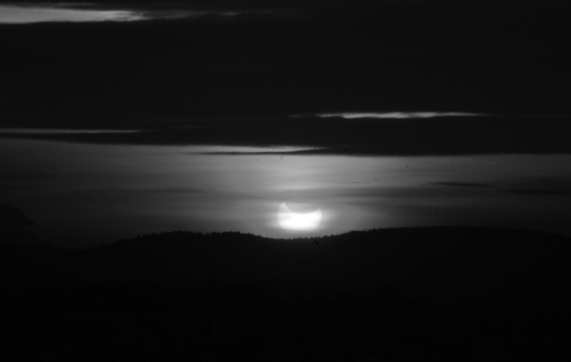 dusk, full moon, tranquil scene, sunset, outdoors, dark, night, astronomy, moonlight, sky, cloud - sky, scenics, partial, beauty in nature, black and white