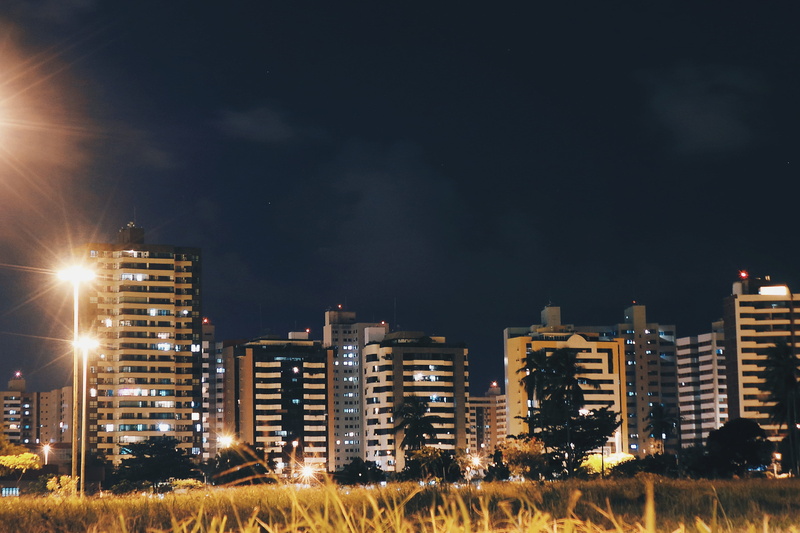 tall - high, urban skyline, park, prédios, city, illuminated, skyscraper, buildings, residential district, office building exterior, night sky, escuro
