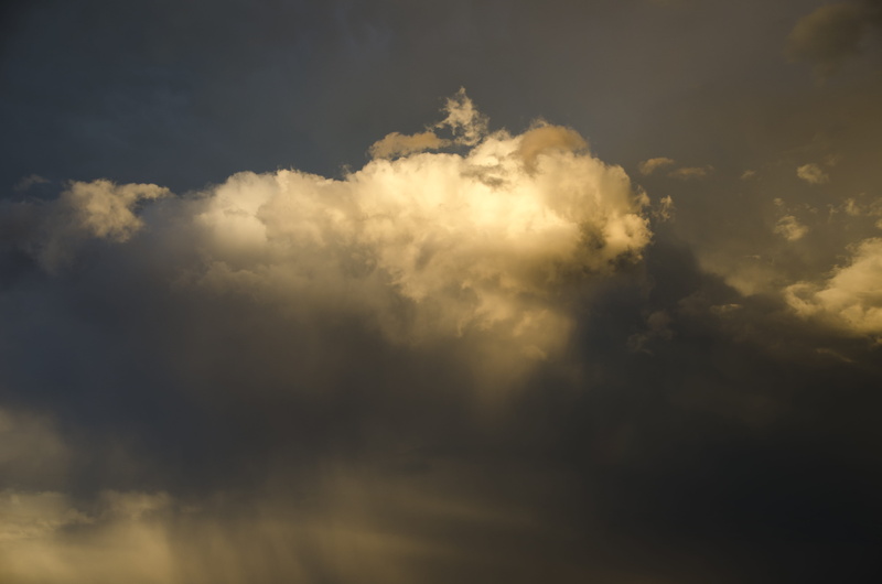 low angle view, heaven, backgrounds, day, tranquility, tranquil scene, no people, outdoors, dramatic sky, clound, sky, nuvem, cloud - sky, cloudy, nublado