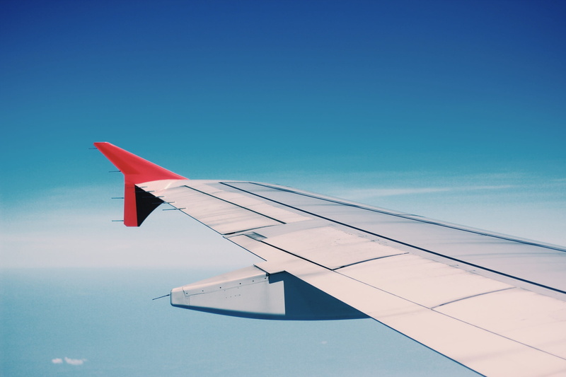 architecture, transportation, wing, flying, white, red, asas de avião, day, airplane wing, aircraft, sky, technology, copy space, mode of transportation
