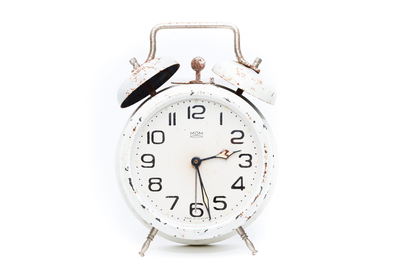 single object, bell, vintage, minute, cut out, old, time, second, white background, hand, face, retro styled, circle, no people, alarm, retro, clock face