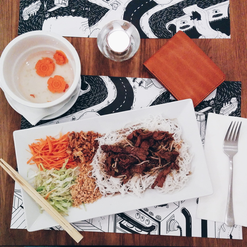 bo, directly above, noodles, bowl, eating utensil, restaurant, high angle view, serving size, carrot, asia, meal, 1080P, bun, east Asian Culture, kitchen utensil