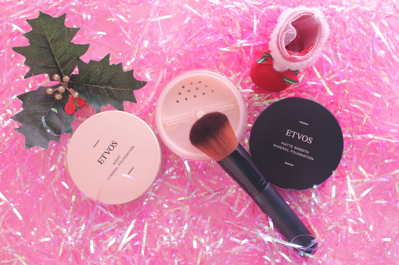 tree, personal accessory, still life, beauty, black color, plant, high angle view, western script, cosmetics, indoors, make-Up Brush, make-up, food, table