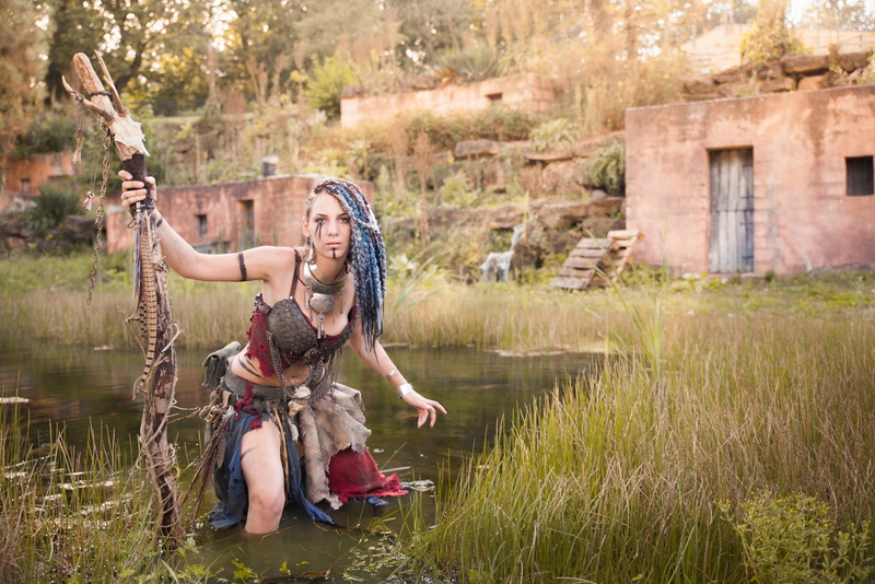 model, holding, happiness, leisure activity, 2K, water, activity, grass, lake, plant, people, cosplay, architecture, day, positive emotion, adult, emotion