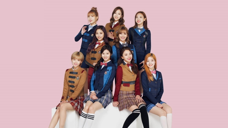 smiling, adolescence, happiness, Twice, friendship, boys, group of people, studio shot, young women, indoors, togetherness, teenage boys, women, 1080P