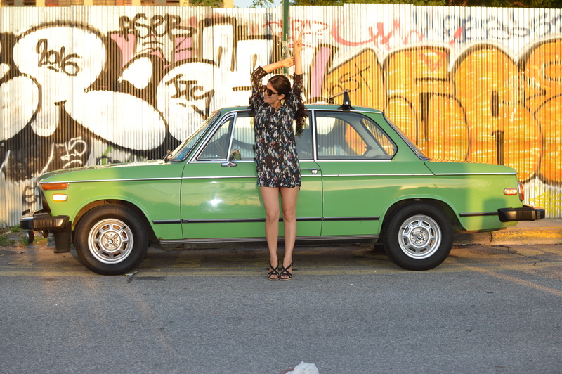 lifestyles, one person, woman, women, nyc, automotive, roadway, urban, land vehicle, wear, road, street, style, new york city, architecture, legs, real people