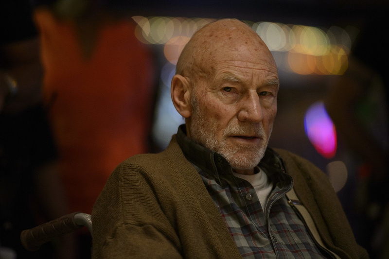 looking, leisure activity, Patrick Stewart, senior adult, adult, one person, men, Logan, Logan (Movie), Movie, front view, headshot, indoors, clothing
