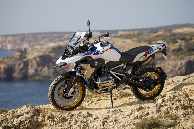 r1250gs, water, day, nature, 2019, sunlight, stationary, sports helmet, land vehicle, sky, crash helmet, no people, motorcycle, 5K, parking, mountain