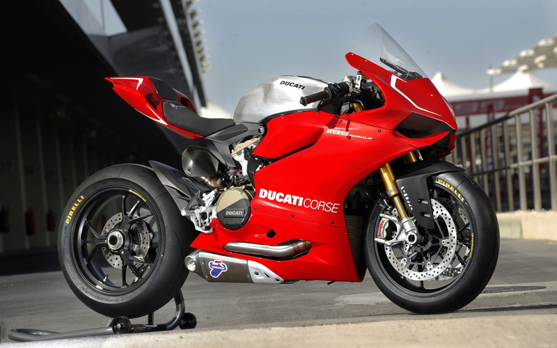 helmet, 2K, crash helmet, transportation, city, sports, chrome, headwear, motorsport, panigale, motorcycle, red, superstock, tire, corse, sport, speed