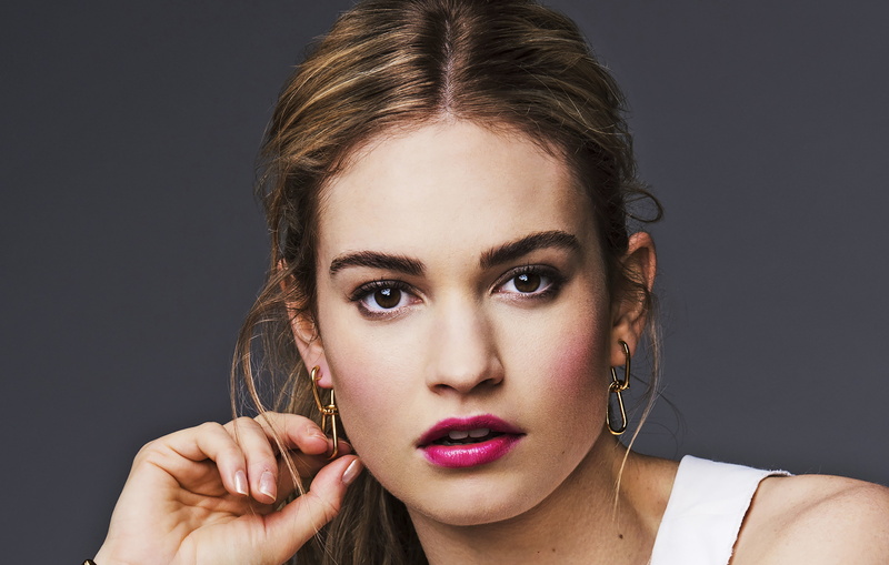 4K, Lily James, 4K