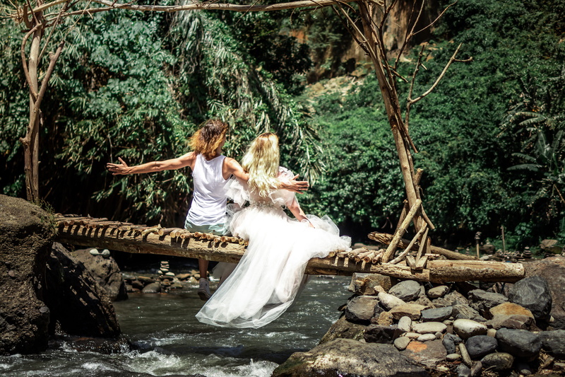 wear, romantic, bride, women, wedding dress, motion, white, man, wife, landscape, leisure activity, green, stream, male, log, leisure, emotion, fashion