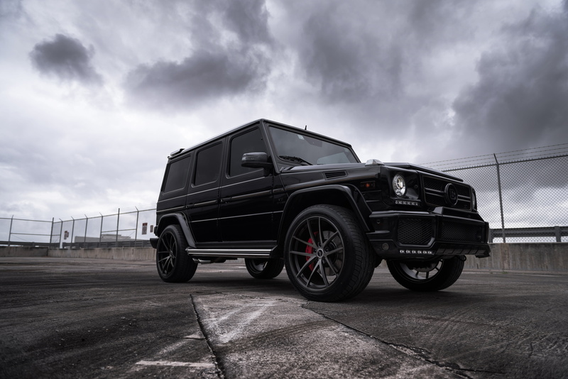 luxury, black Color, engine, traffic, cloud - sky, jeep, chrome, journey, 4x4, road, gelandewagen, motor vehicle, street, old, 5K, tire, sky, mode of transportation