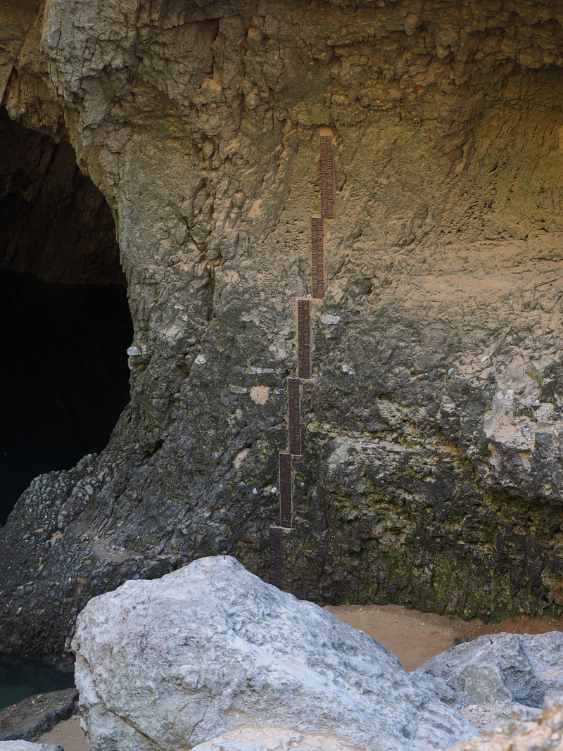 architecture, water cave, water level, solid, beauty in nature, non-urban scene, rough, rock, karst spring, rock - object, spring, 4K, france, provence