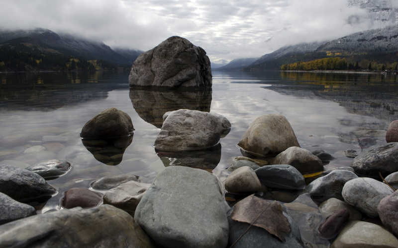 tranquility, reflections, waterton, no people, water, rock, pebble, reflection, fall, beauty in nature, rocks, outdoors, solid, 4K, tranquil scene, nature