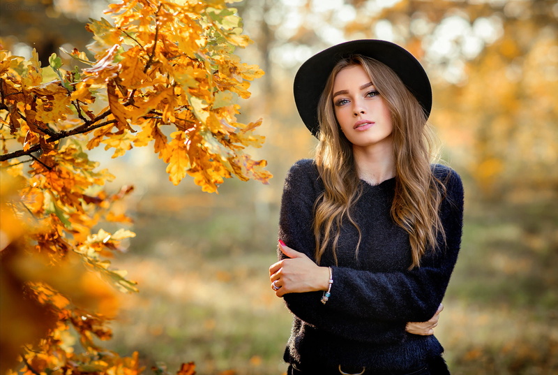 blue eyes, fall, women outdoors, women, long hair, face, portrait, hat, 1080P, black clothing, leaves, millinery, depth of field, brunette, Olga Boyko