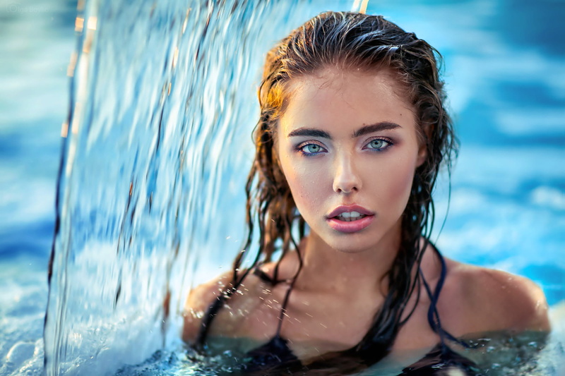 water, sea, black bras, beautiful woman, young adult, one person, young women, water drops, adult, brunette, tanned, face, 1080P, beauty, blue eyes, real people