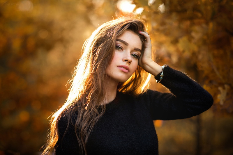 Bogdana, black sweater, hands in hair, depth of field, brunette, sweater, Olga Boyko, women, 500px, looking at viewer, 1080P, model