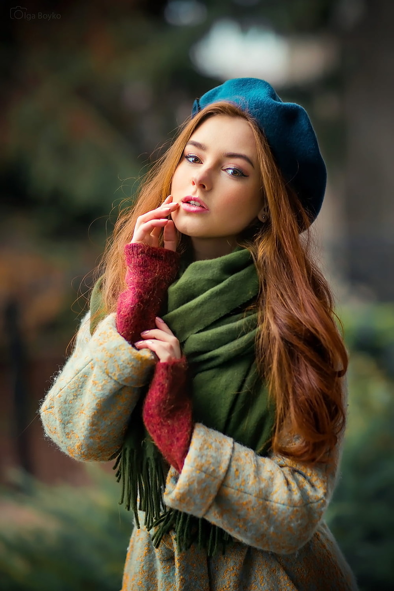 coats, hat, auburn hair, 720P, long hair, scarf, depth of field, brown eyes, blush, looking at viewer, women, brunette, makeup, Olga Boyko