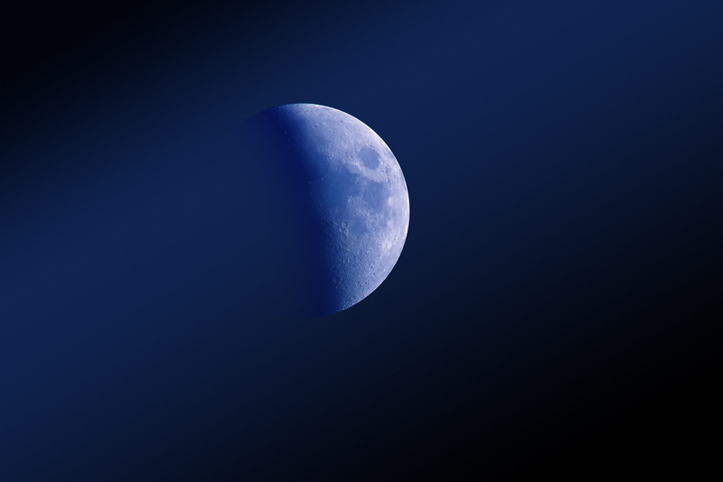 low, half moon, no people, moonlight, tranquility, scenics, science, full moon, planet - space, close, zoom, space, blue, idyllic, low angle view, night