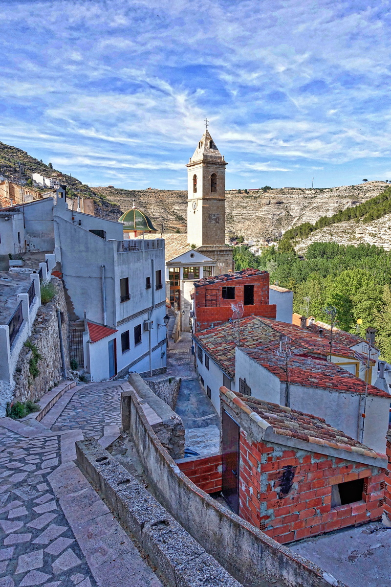 valley, place of worship, alcala del jucar, belief, 5K, hillside, the past, built structure, building, outdoors, religion, village, day, city, history