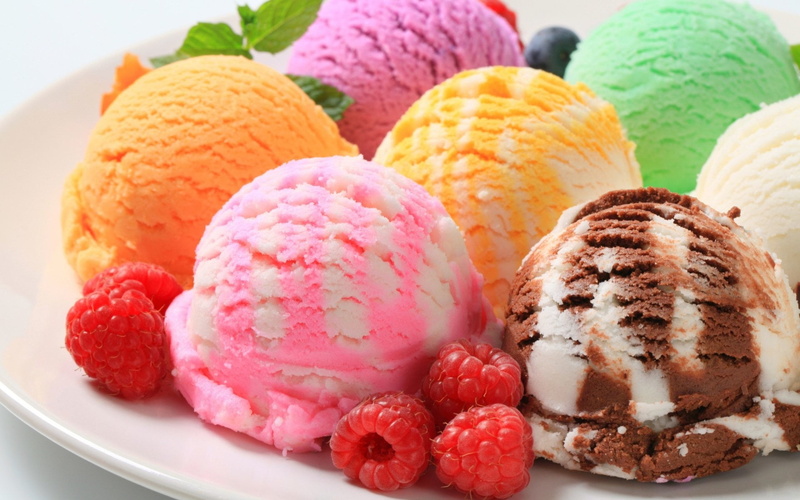 snack, raspberry, food and drink, temptation, scoops, sweet food, close-up, cream, ice cream sundae, unhealthy eating, sweet, vanilla ice cream, dairy product