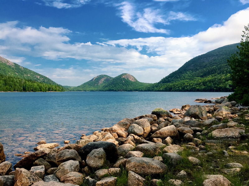 mountain, non-urban scene, water, mount desert, tranquil scene, day, solid, pebble, rock - object, jordan pond, lake, nature, no people, remote, beauty in nature