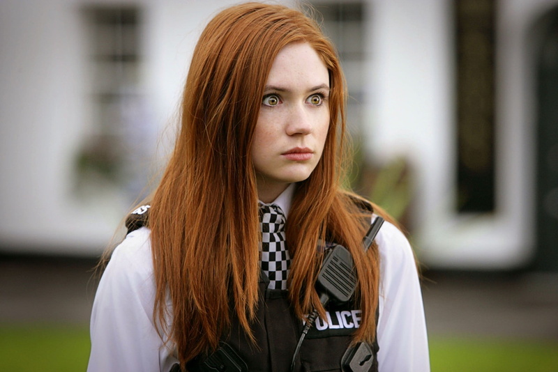 focus on foreground, portrait, beauty, actress, outdoors, women, young women, serious, teenager, headshot, long hair, Doctor Who, contemplation, redhead
