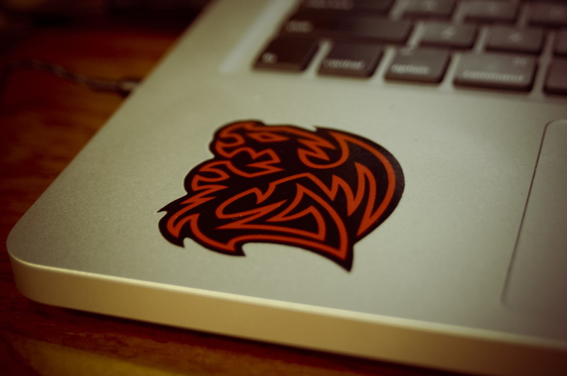 Tt eSPORTS, computer equipment, wireless technology, ready-to-eat, creativity, technology, 1080P, selective focus, MacBook, snack, high angle view, table