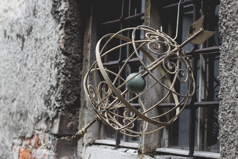wall, connection, metal, grid, 5K, cream, building exterior, circle, built structure, rust, window, world, no people, power supply, architecture, day